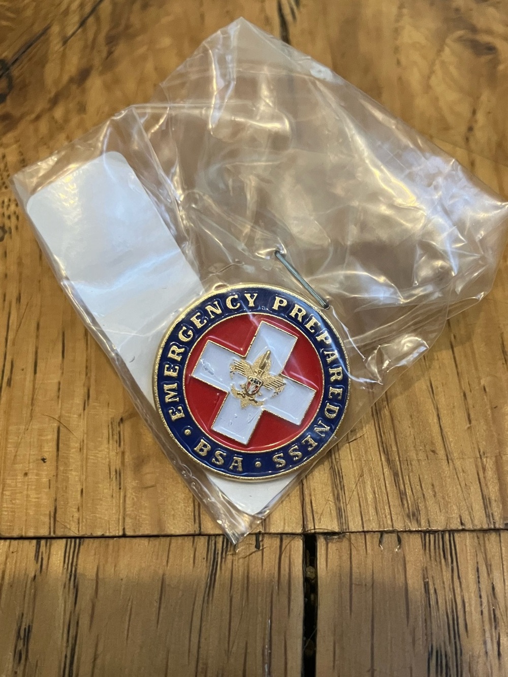BSA Boy Scouts of America Emergency Preparedness Pin 00540 Brand New